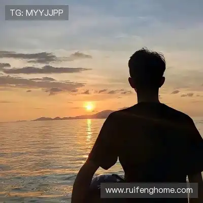 卢鸣革